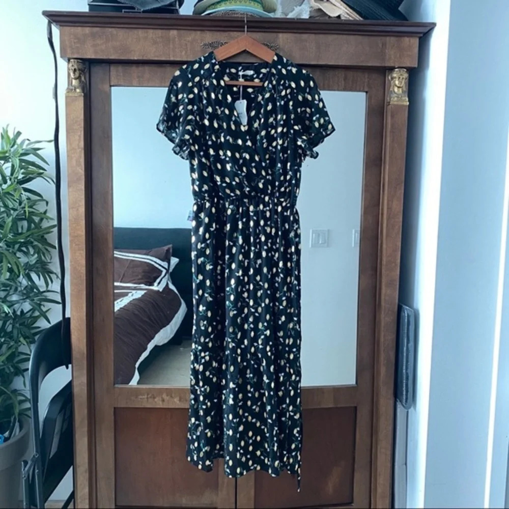 Dress long black flowers L shirt sleeves